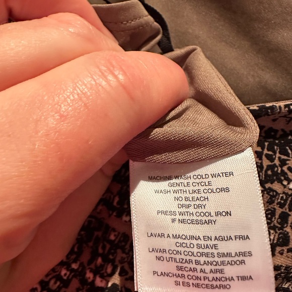 Nine West taupe and black knee length dress. - Picture 4 of 5